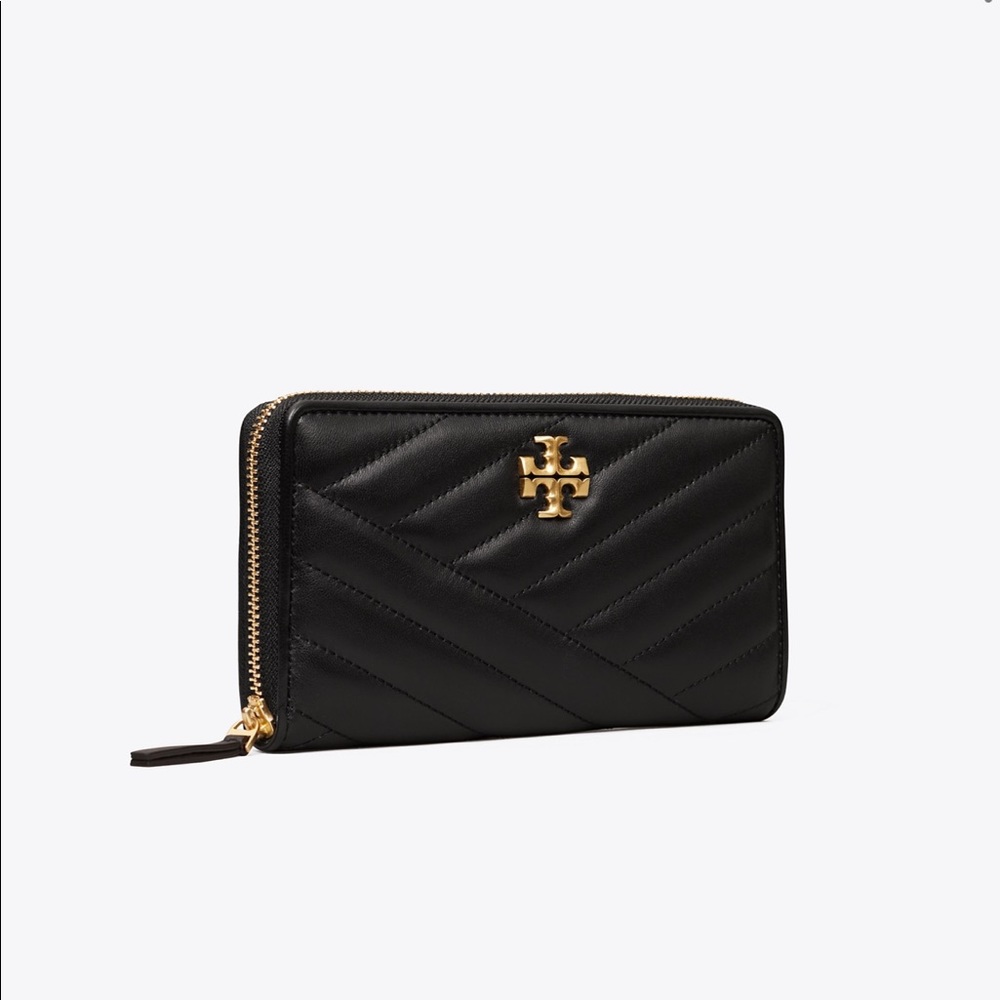 Tory Burch Kira Chevron Black Leather Wallet in excellent condition!